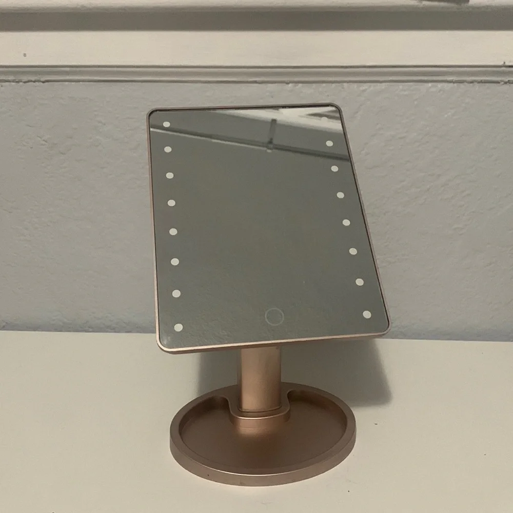 makeup mirror